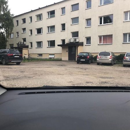 Modern Cozy 2 Bedroom Apartment Near City Center Parnu Exterior photo